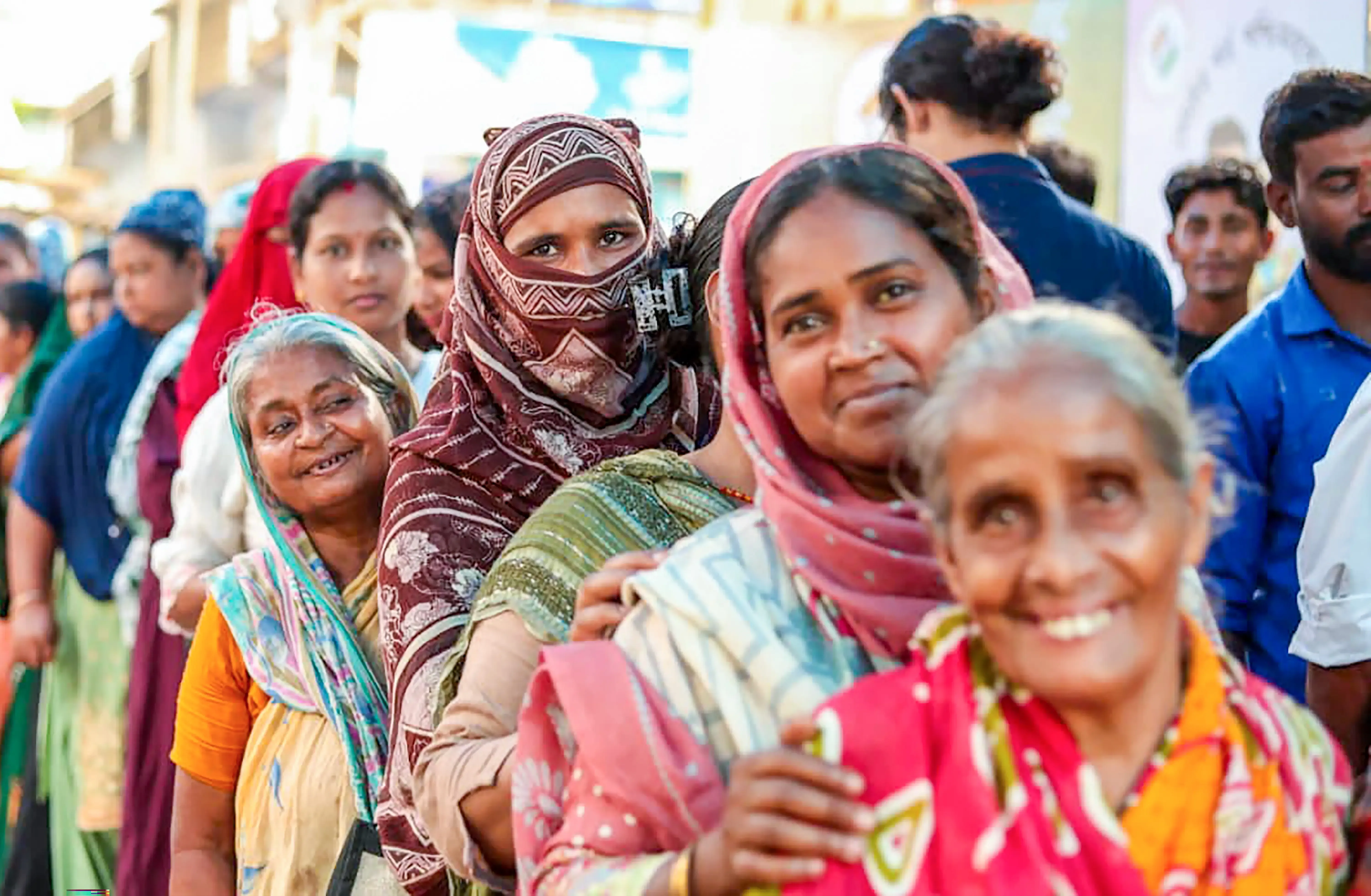 West Bengal Phase 2 polls: 39.97%25 voter turnout in first 4 hours, tension in Bhangar