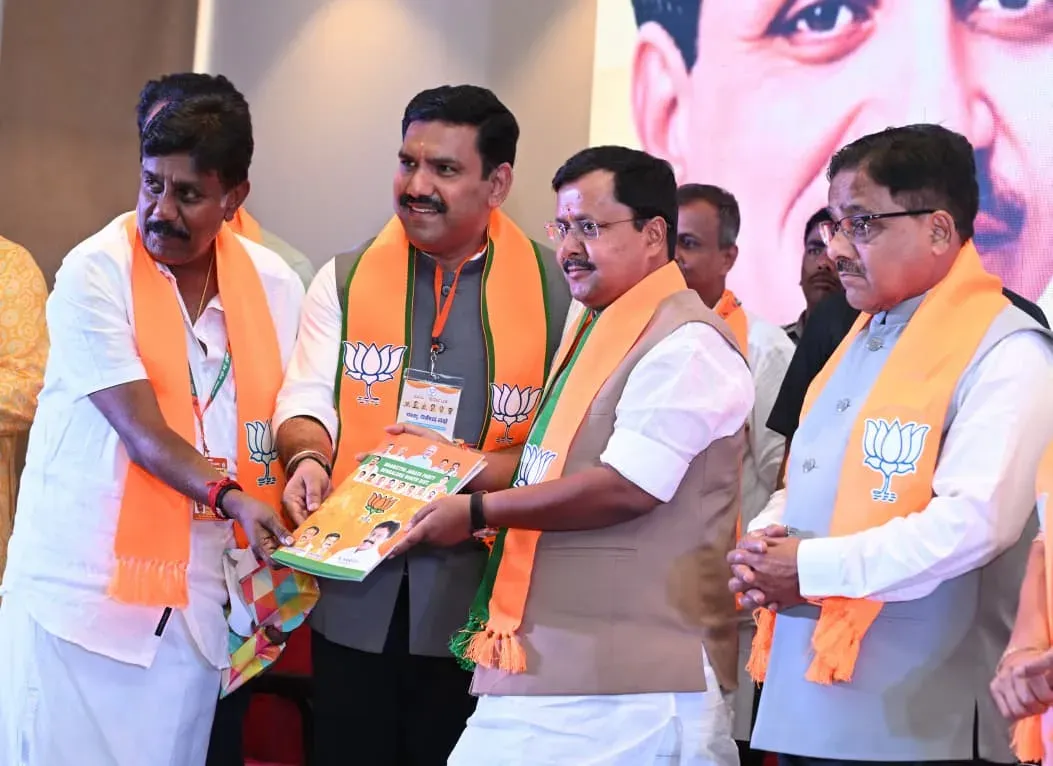 नितिन नवीन ने बेंगलुरु में दीनदयाल उपाध्याय प्रशिक्षण महाअभियान प्रदर्शनी का उद्घाटन किया