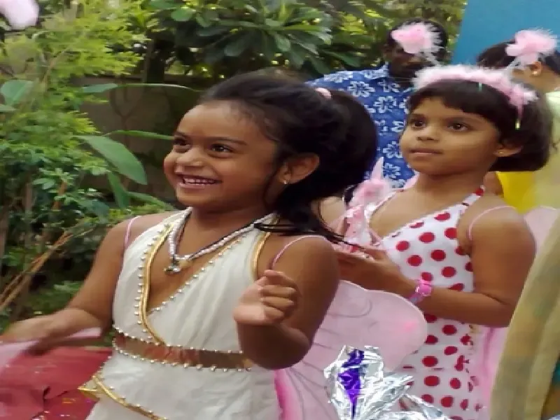 काजोल और अजय देवगन ने नीसा के जन्मदिन पर बांटा प्यार, साझा की अनदेखी तस्वीरें