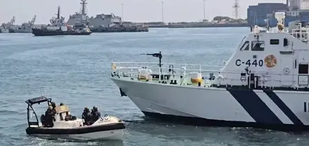 क्या भारतीय तटरक्षक बल ने कर्नाटक तट पर क्षेत्रीय खोज एवं बचाव अभ्यास का सफल आयोजन किया?