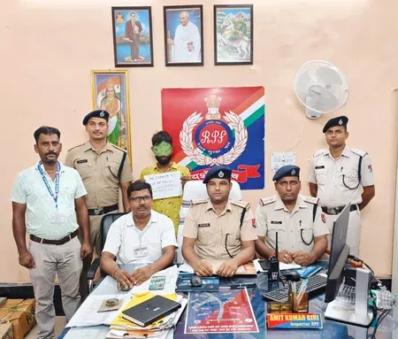 भागलपुर-नाथानगर ट्रेन पथराव: आरपीएफ ने मो. इरफान को गिरफ्तार किया, न्यायिक हिरासत में भेजा