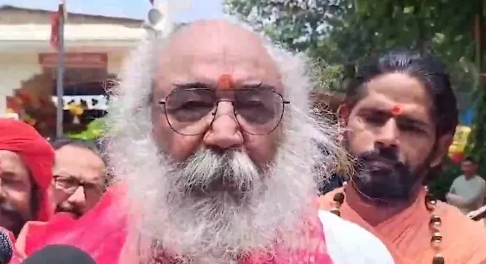 भगवान शिव पर आपत्तिजनक बयान: आचार्य प्रमोद कृष्णम बोले — दूसरे धर्मों का अपमान करने वाला मुसलमान नहीं
