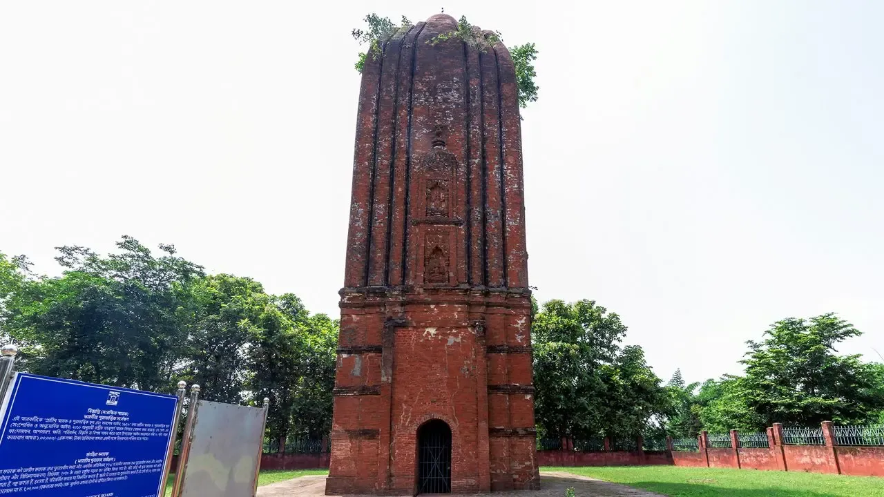 इच्छाई घोषेर देउल: बंगाल का 7वीं सदी का भगवती मंदिर, जिसे ब्रिटिश काल में बना 'त्रिकोणमितीय सर्वेक्षण टावर'