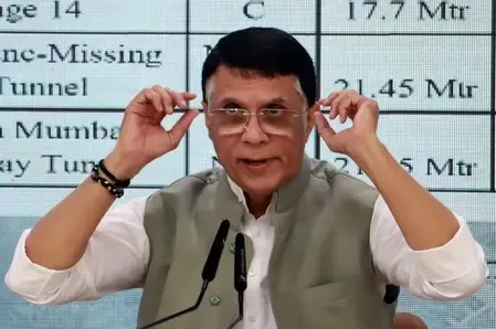 Did Bhagwat's Comment on Leaders' Retirement Indicate a Rift Within BJP-RSS?