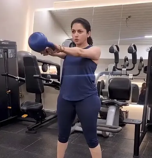 Bhagyashree shares how Kettlebell swings help strengthen the core