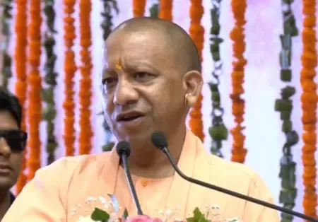 क्या 'भैंसा गाड़ी नहीं, बुलेट ट्रेन' है डबल इंजन की सरकार?: सीएम योगी आदित्यनाथ