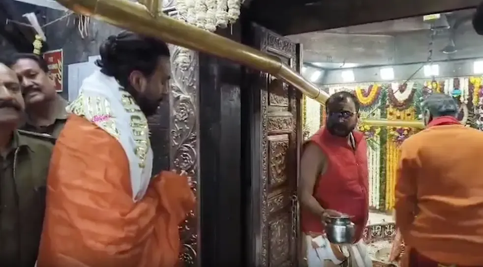 क्या केएल राहुल ने महाकाल के दर्शन कर न्यूजीलैंड के खिलाफ जीत की दुआ मांगी?