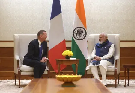 क्या पीएम मोदी ने इमैनुएल बोन से मुलाकात करके भारत-फ्रांस के रिश्तों को और मजबूत किया?