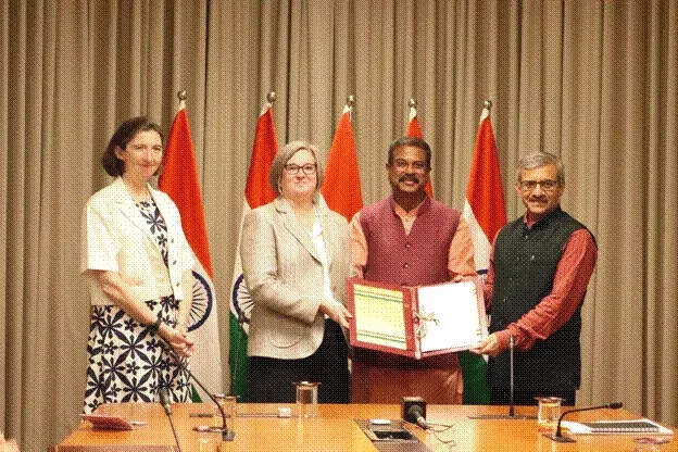 ब्रिस्टल, यॉर्क और UNSW भारत में खोलेंगे कैंपस, मुंबई-बेंगलुरु बनेंगे नए शैक्षणिक हब