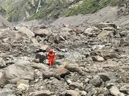 नेपाल बाढ़: 108 भारतीय बचाए गए, 275 अभी भी लापता; चौथी राहत उड़ान रवाना