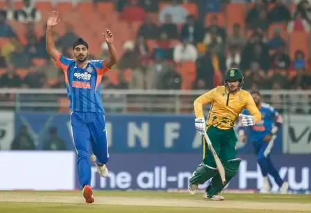 भारत बनाम साउथ अफ्रीका: एक ही ओवर में फेंकी 13 बॉल, अर्शदीप सिंह के नाम 'अनचाहा रिकॉर्ड'