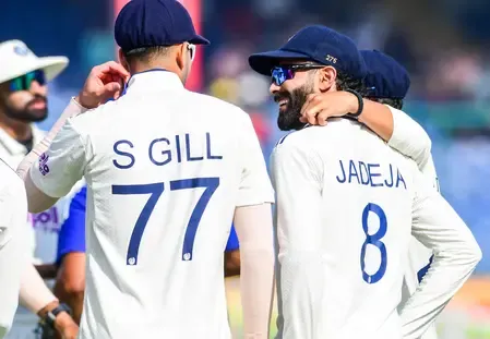 भारत बनाम वेस्टइंडीज : कुलदीप यादव का 'चौका', तीसरे दिन के पहले सेशन तक दबाव में मेहमान