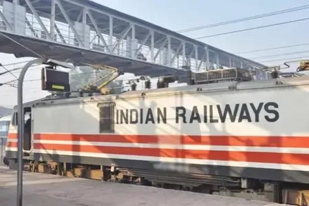 भारतीय रेलवे ने 37 ट्रेनों में 116 अतिरिक्त कोच लगाए