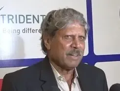 भारतीय टीम लड़कर हार रही, हमें वक्त देना होगा : कपिल देव 