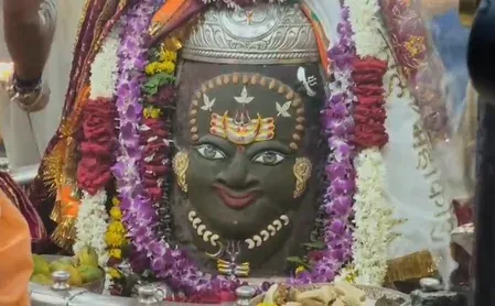 भौमवती अमावस्या पर भांग से सजे बाबा महाकाल, दिव्य स्वरूप में दिए भक्तों को दर्शन 