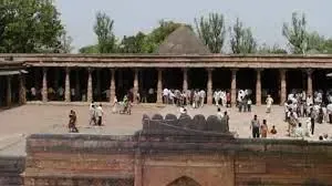 Supreme Court to Address Muslim Plea Against MP High Court's Bhojshala Inspection