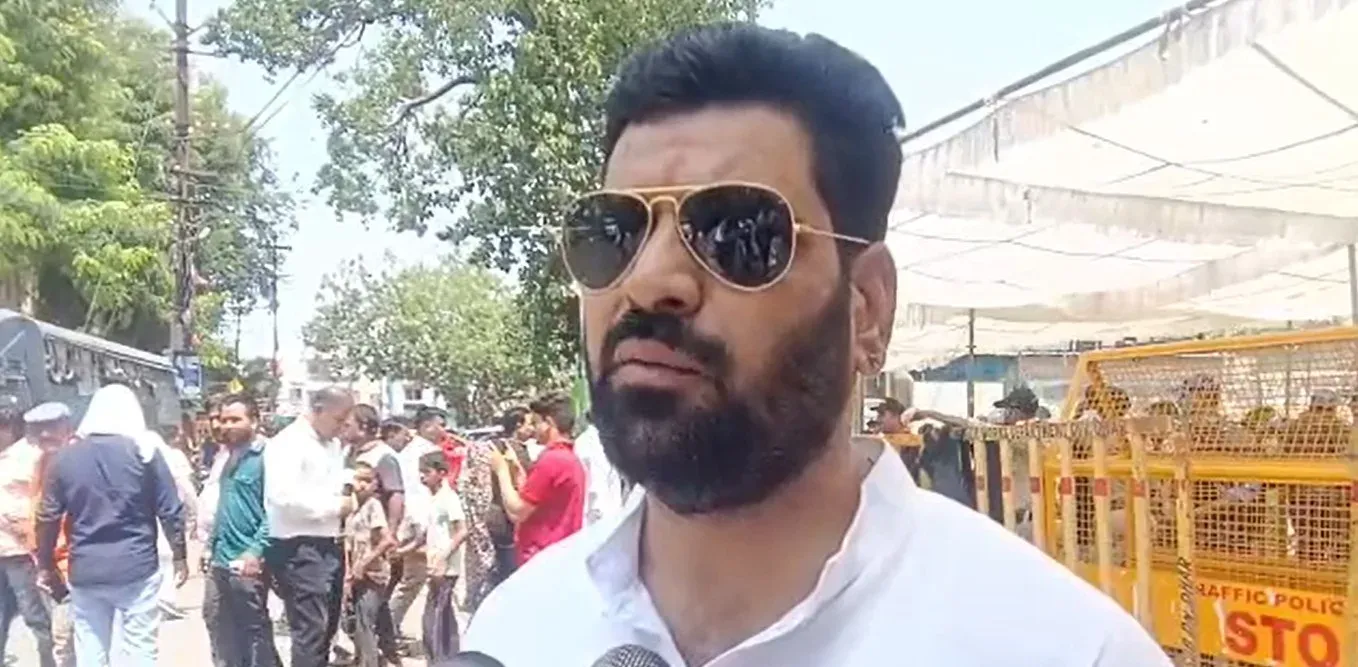 भोजशाला में हाईकोर्ट फैसले के बाद पहली बार शुक्रवार को नमाज नहीं, सनातनियों ने की मां वाग्देवी की पूजा