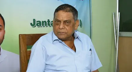 भ्रष्ट अधिकारियों की जब्त संपत्ति पर छात्रावास-धर्मशाला बनाएं: जदयू प्रवक्ता नीरज कुमार की मांग