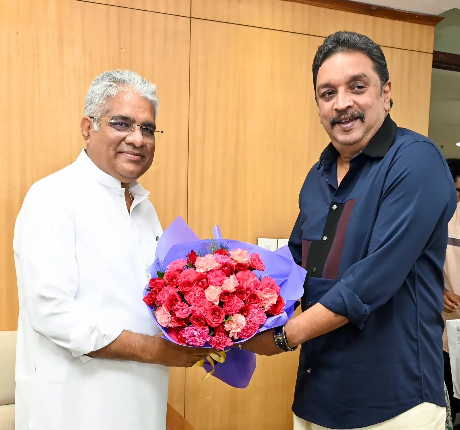 Bhupender Yadav Meets Kerala Forest Minister in Delhi