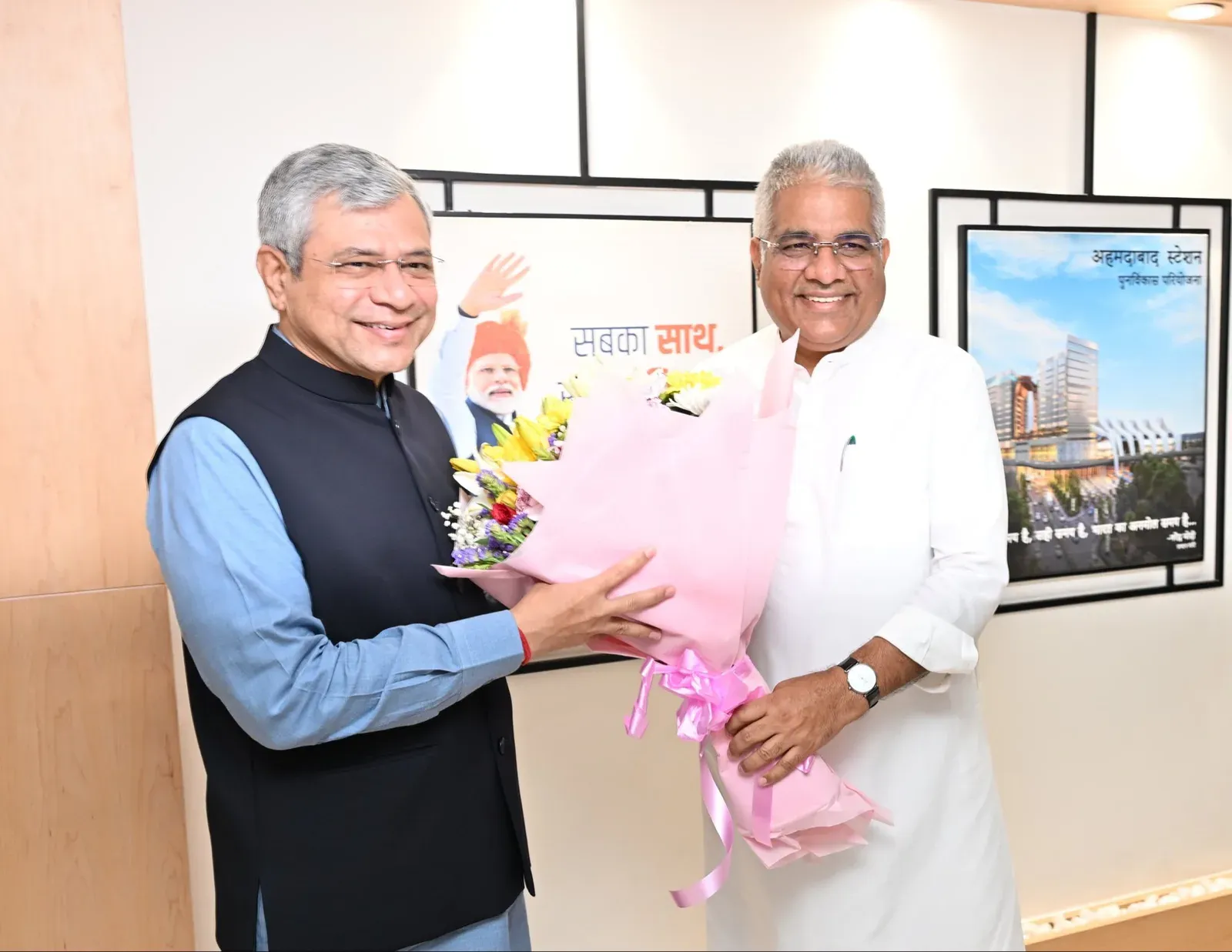 Bhupender Yadav Wishes Ashwini Vaishnaw on Birthday