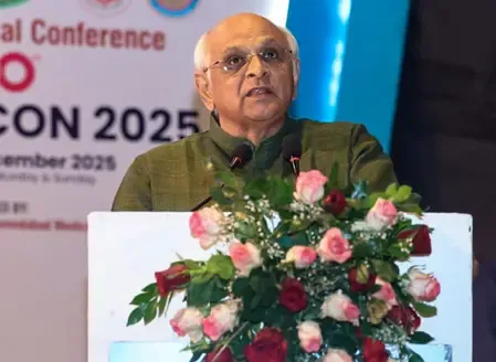 How is the Bhupendra Patel government fast-tracking satellite cities under Gujarat@2047 Vision?