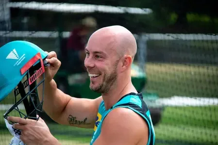 बिग बैश लीग : आगामी सीजन के लिए एडिलेड स्ट्राइकर्स के साथ क्रिस लिन का करार