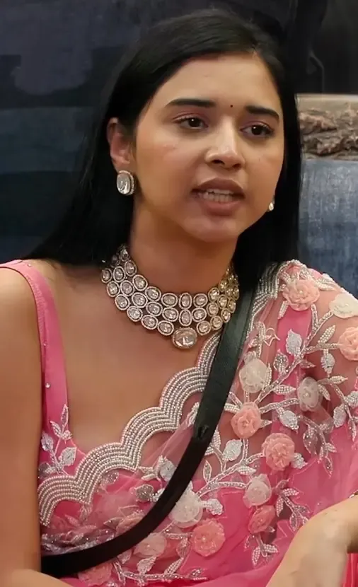 What Led to Tanya Mittal and Farrhana Bhatt's Feud on Bigg Boss 19?