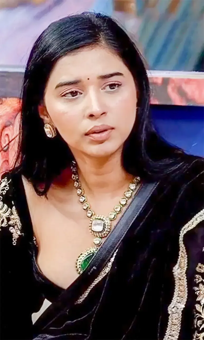 What Happened Between Tanya Mittal and Shehbaz Badeshah in Bigg Boss 19?