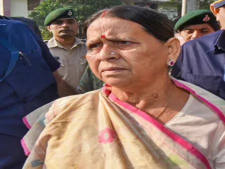 राबड़ी देवी का 10 सर्कुलर रोड खाली करने से इनकार, बोलीं — 'फोर्स बुलाकर खाली कराएं'