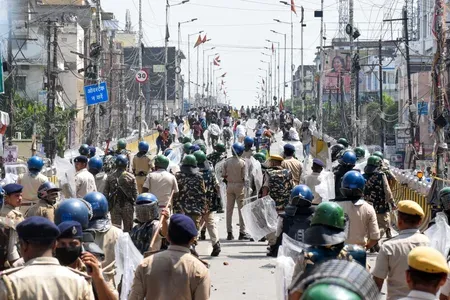 सिवान AK-47 फायरिंग: सिपाही अभिषेक पटेल निलंबित, बिहार बंद हिंसा की विभागीय जांच शुरू