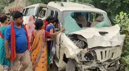 बिहार: बेगूसराय में दो स्कार्पियो गाड़ियां आमने-सामने टकराईं, तीन युवकों की मौत
