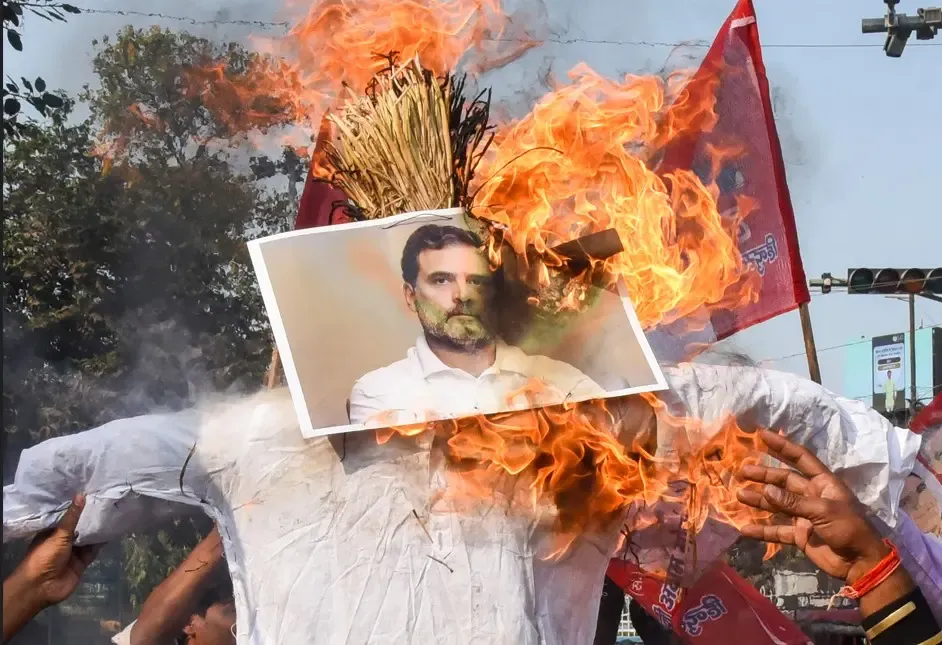 Did Bihar BJP Workers Burn Rahul Gandhi's Effigy After Congress Protest at the AI Summit?
