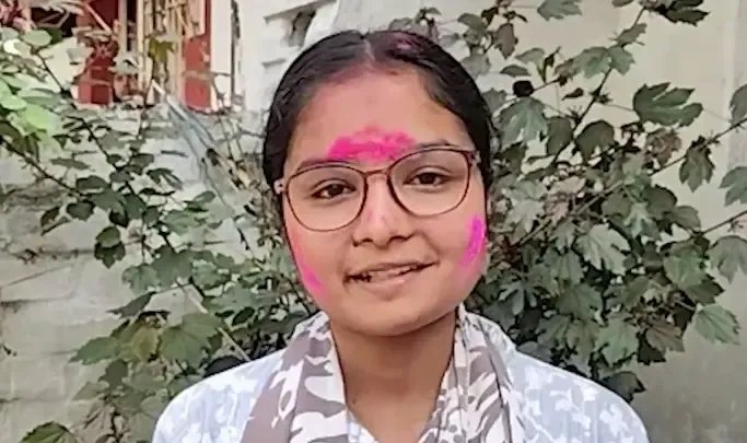 बिहार बोर्ड की 12वीं परीक्षा में अनामिका कुमारी ने साइंस स्ट्रीम से तीसरी रैंक हासिल की, यूपीएससी की तैयारी का लक्ष्य