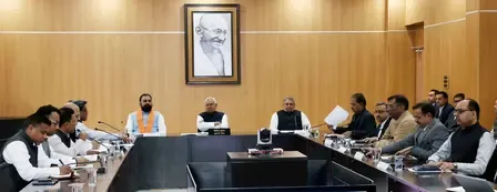 Did the Bihar cabinet approve 19 proposals and raise DA by 5%?