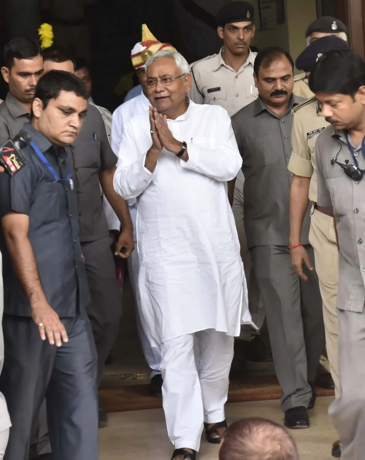What Proposals Did the Bihar Cabinet Approve for Youth and Industrial Development?