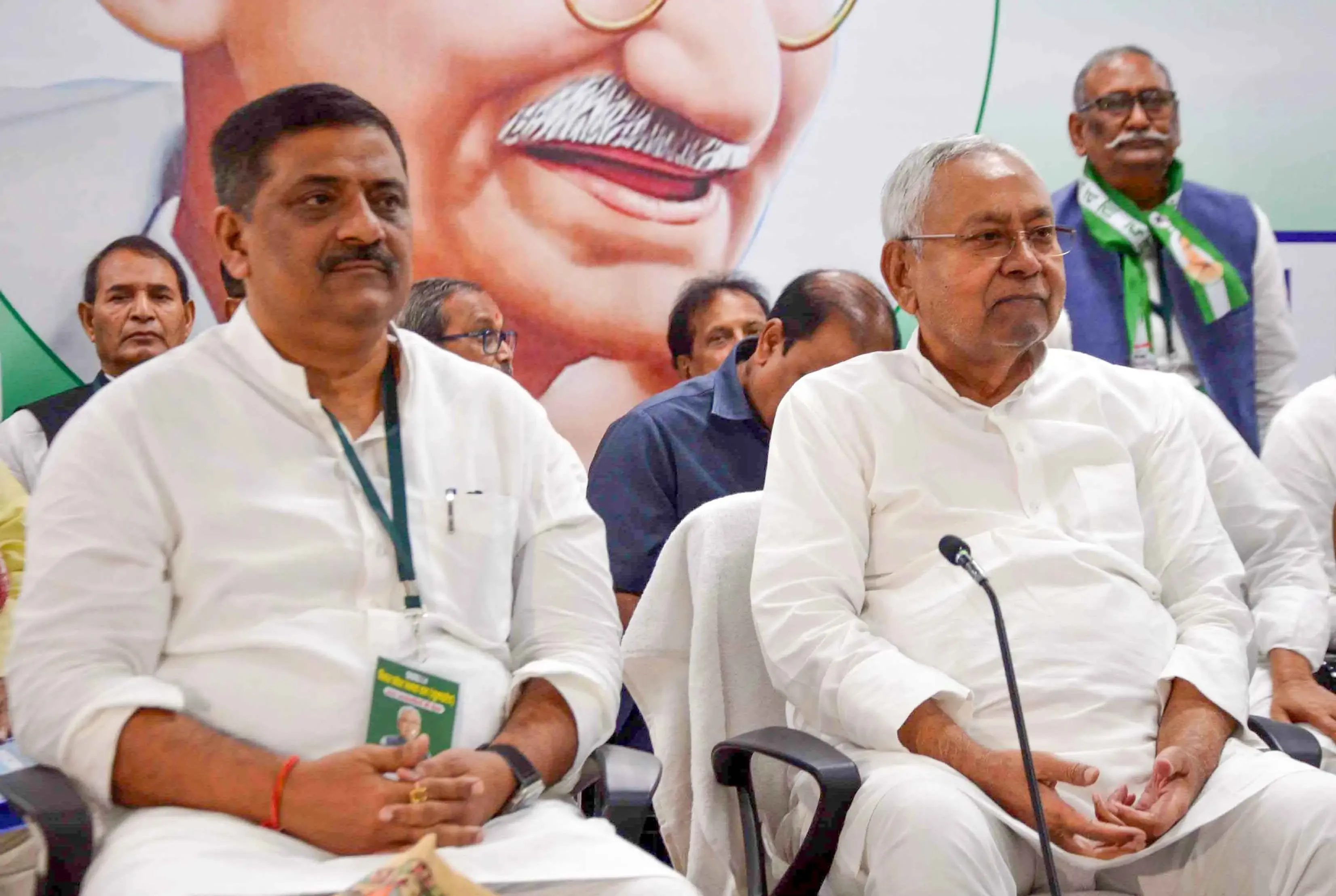 क्या जदयू की पहली सूची में चार महिला प्रत्याशियों का नाम है?