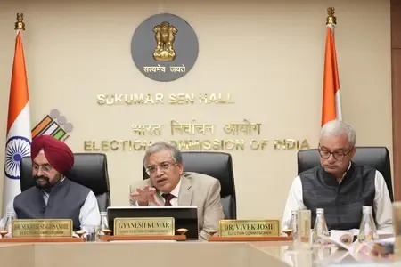 क्या बिहार चुनाव के पर्यवेक्षकों के साथ चुनाव आयोग की बैठक ने निष्पक्ष मतदान सुनिश्चित किया?