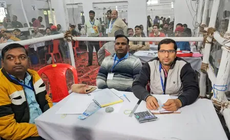 बिहार चुनाव: एनडीए ने बढ़त बनाई, मोकामा से अनंत सिंह आगे, मंगल पांडेय पीछे