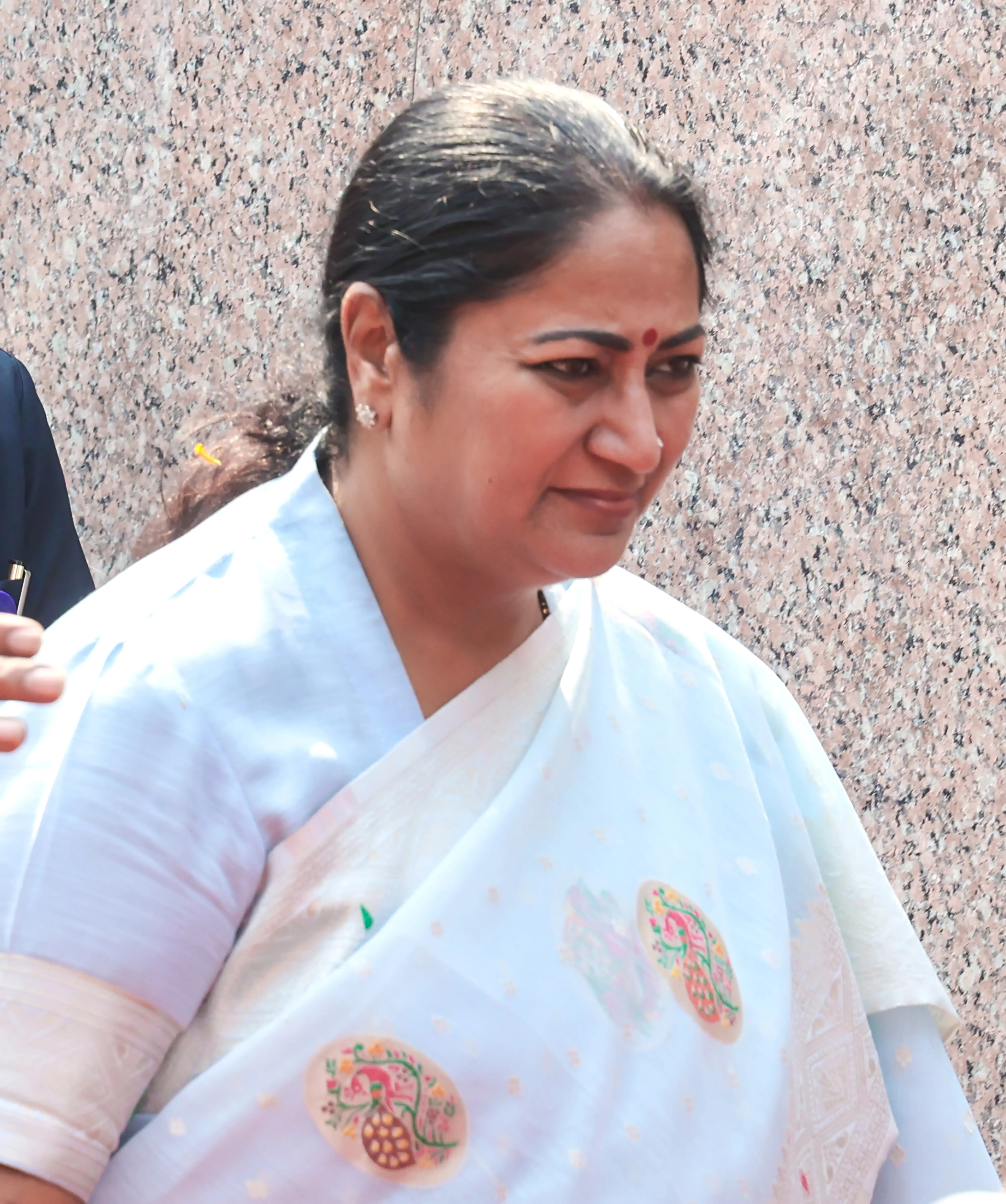 क्या बिहार चुनाव में रेखा गुप्ता और पुष्कर सिंह धामी ने मतदाताओं से वोट डालने की अपील की?