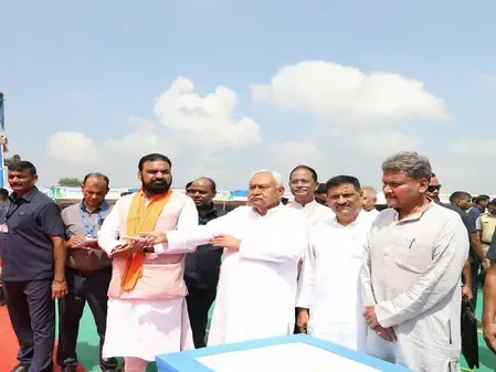 What Development Projects Did Bihar CM Nitish Kumar Unveil in Gopalganj?
