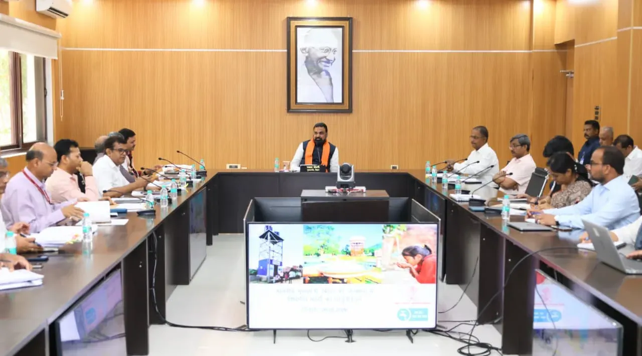 Bihar CM Office Orders New Handpumps by June 30