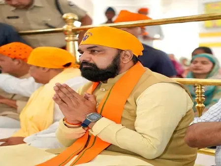 Bihar's Chief Minister Samrat Choudhary Makes Historic Visit to Takht Sri Harimandir Sahib