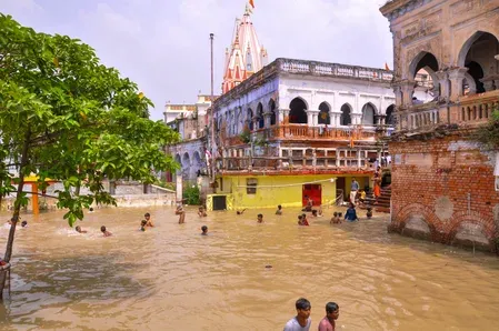 Ganga water level recedes in Patna but flood threat persists at key ghats