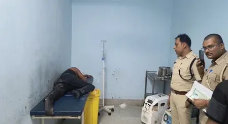 गोपालगंज मुठभेड़: शराब तस्करों ने दारोगा को कुचला, जवाबी फायरिंग में आरोपी के जबड़े में लगी गोली