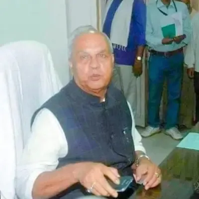 Bihar halts salaries of 10 lakh teachers, police after AG flags fraud
