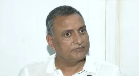 बिहार पंचायत टैक्स पर राजद सांसद सुधाकर सिंह का हमला, बोले— 'जजिया टैक्स' जैसा नया बोझ