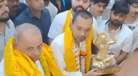 बिहार: जदयू की सदस्यता ग्रहण करने के बाद महावीर मंदिर पहुंचे निशांत, मजार जाकर भी मांगी दुआ