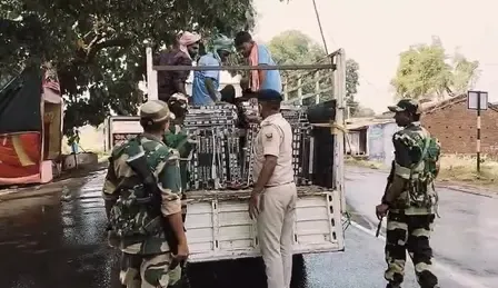 बिहार-झारखंड सीमा पर कड़ी निगरानी, पंजवारा चेकपोस्ट पर सघन वाहन जांच अभियान शुरू