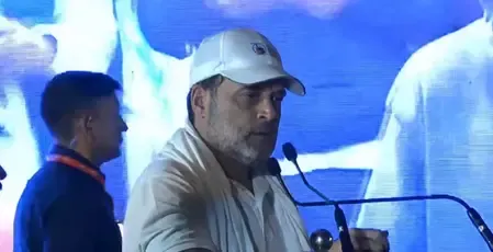 बिहार: कटिहार के कदवा पहुंची 'वोटर अधिकार यात्रा', राहुल गांधी ने किया दावा- चोरी नहीं होने देंगे ‎