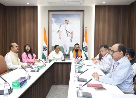 बिहार सिंचाई-बाढ़ नियंत्रण: CM सम्राट चौधरी ने केंद्रीय जल शक्ति मंत्री से माँगी ₹16,339 करोड़ परियोजनाओं की मंजूरी